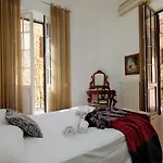 Tiberina Spacious Apartment